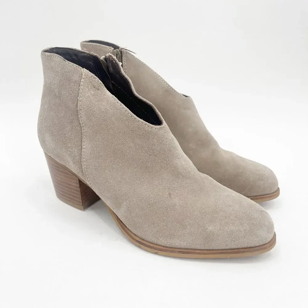 JEFFREY CAMPBELL Booties Size 7 Boots Suede Taupe Leather Owen Block Heel Zipper